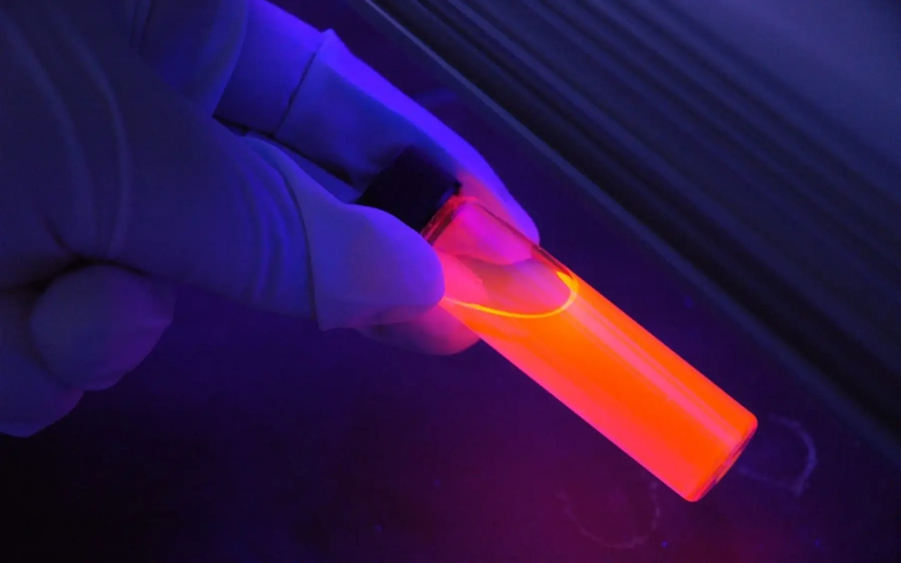 Oświetlenie UV-C: Zastosowanie w dezynfekcji i sterylizacji